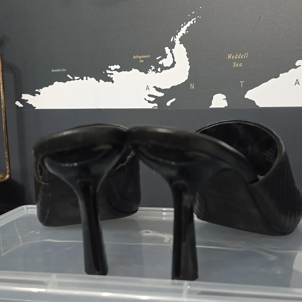 Antonio Melanie Mazie Leather Black Square Toe Mules Sandals Size 10M - Picture 3 of 6
